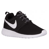 Damen Nike Roshe One Schwarz/Weiß Damenschuhe