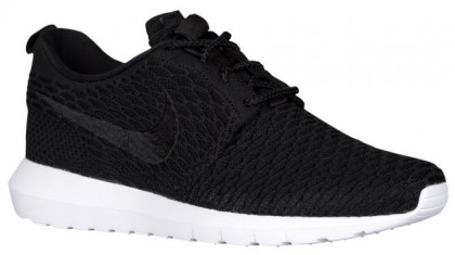 Herren Nike Roshe One Flyknit Nm Schwarz/Weiß Runningschuh