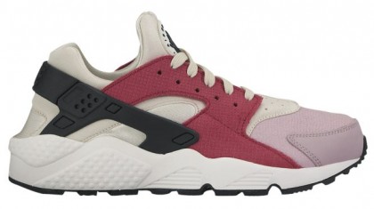 Nike Air Huarache Suede Premium Licht Knöchern/Schwarz/Noble Rot/Plum Fog Damensneaker